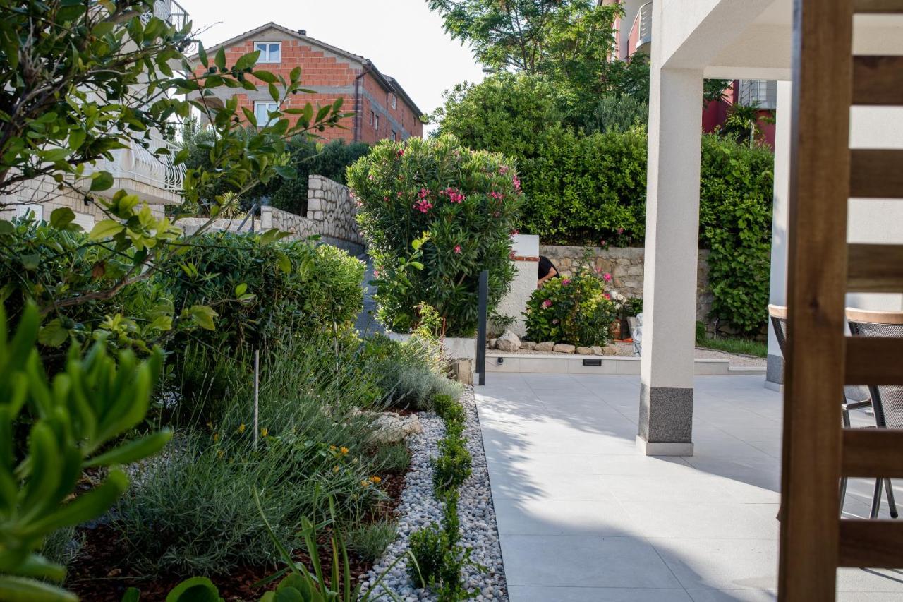Peaceful Haven Near The Sea-Apartments Torlak Rab Banjol Luaran gambar